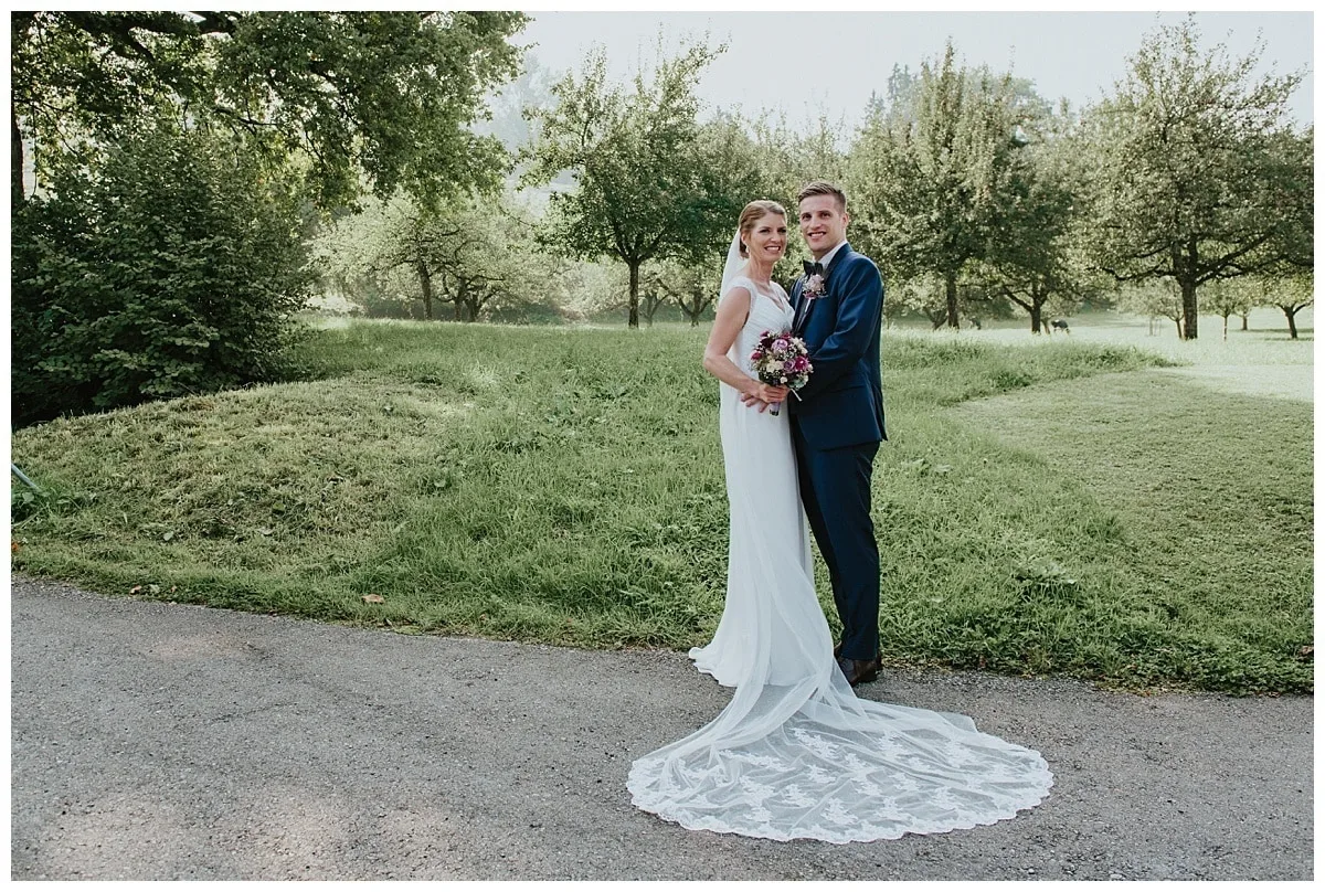 Hochzeitsfotograf Thurgau – Dorfalm, Brautpaar am Bodensee, 11i Photography